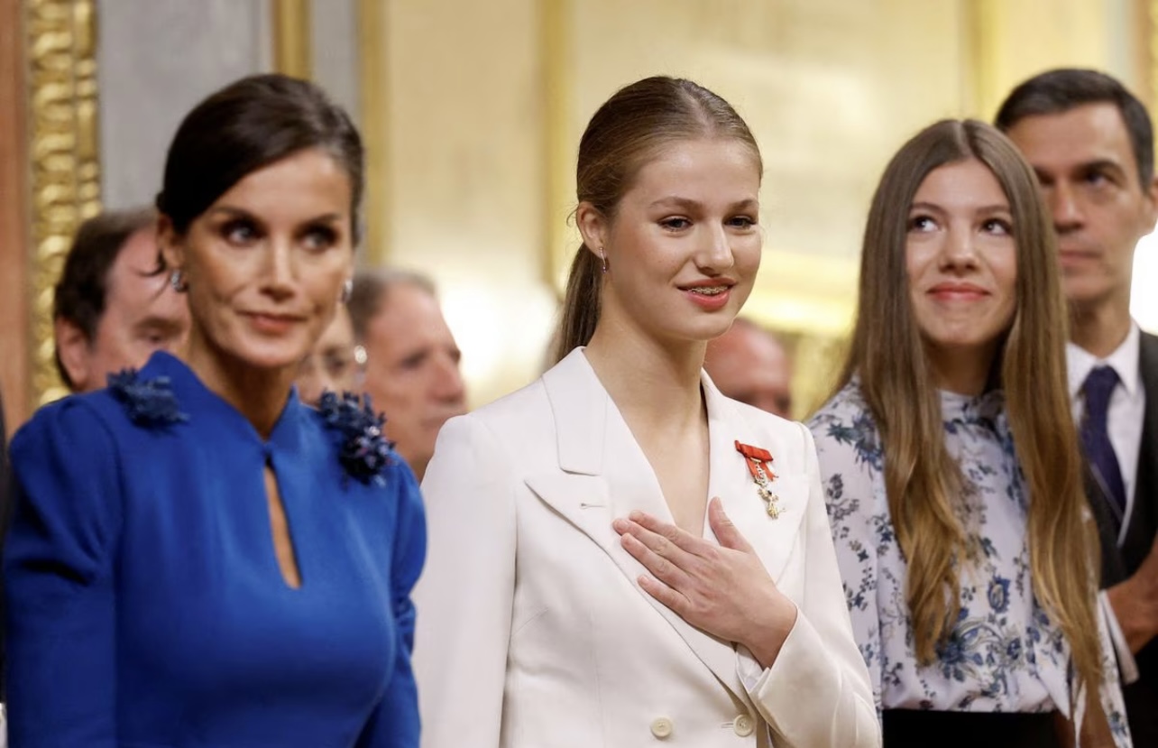 The future queen Princess Leonor of Spain turns 18 and is sworn in