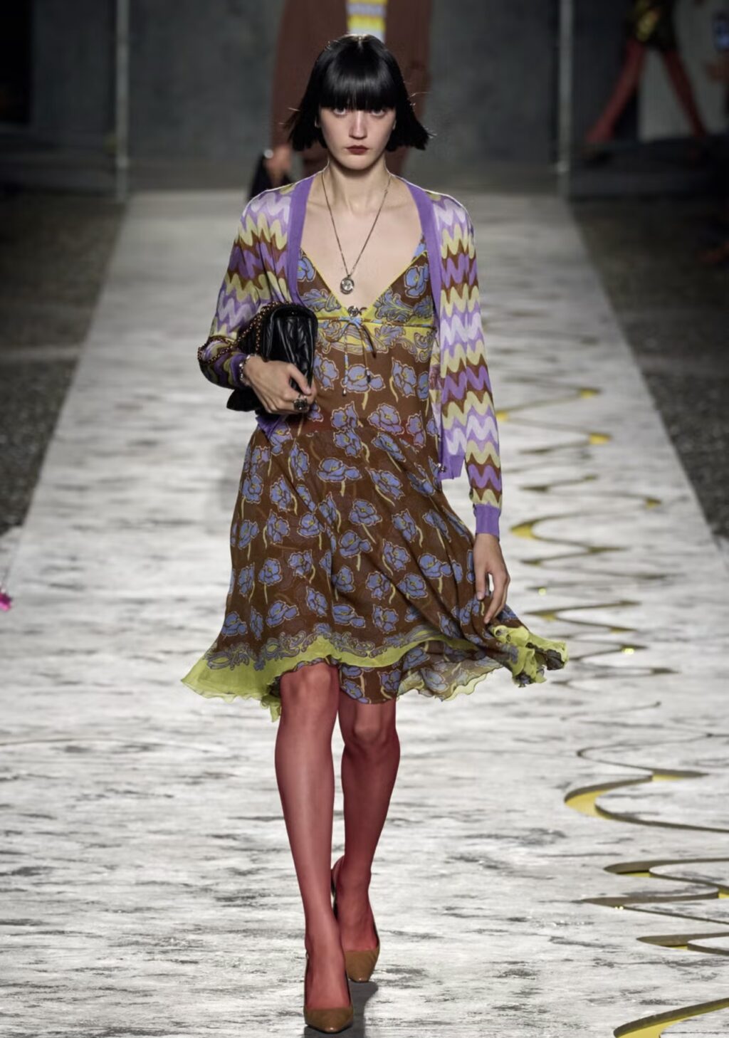 Versace's Spring-Summer 2025 Collection: A Celebration Of Joy And ...