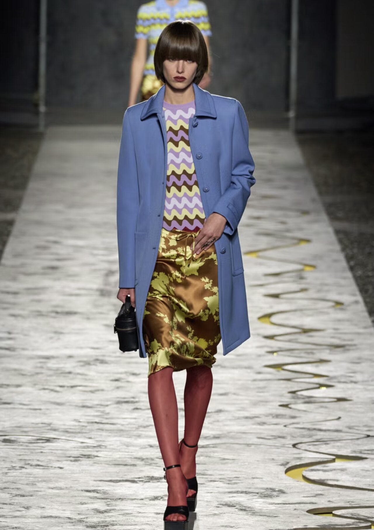 Versace's Spring-Summer 2025 Collection: A Celebration Of Joy And ...