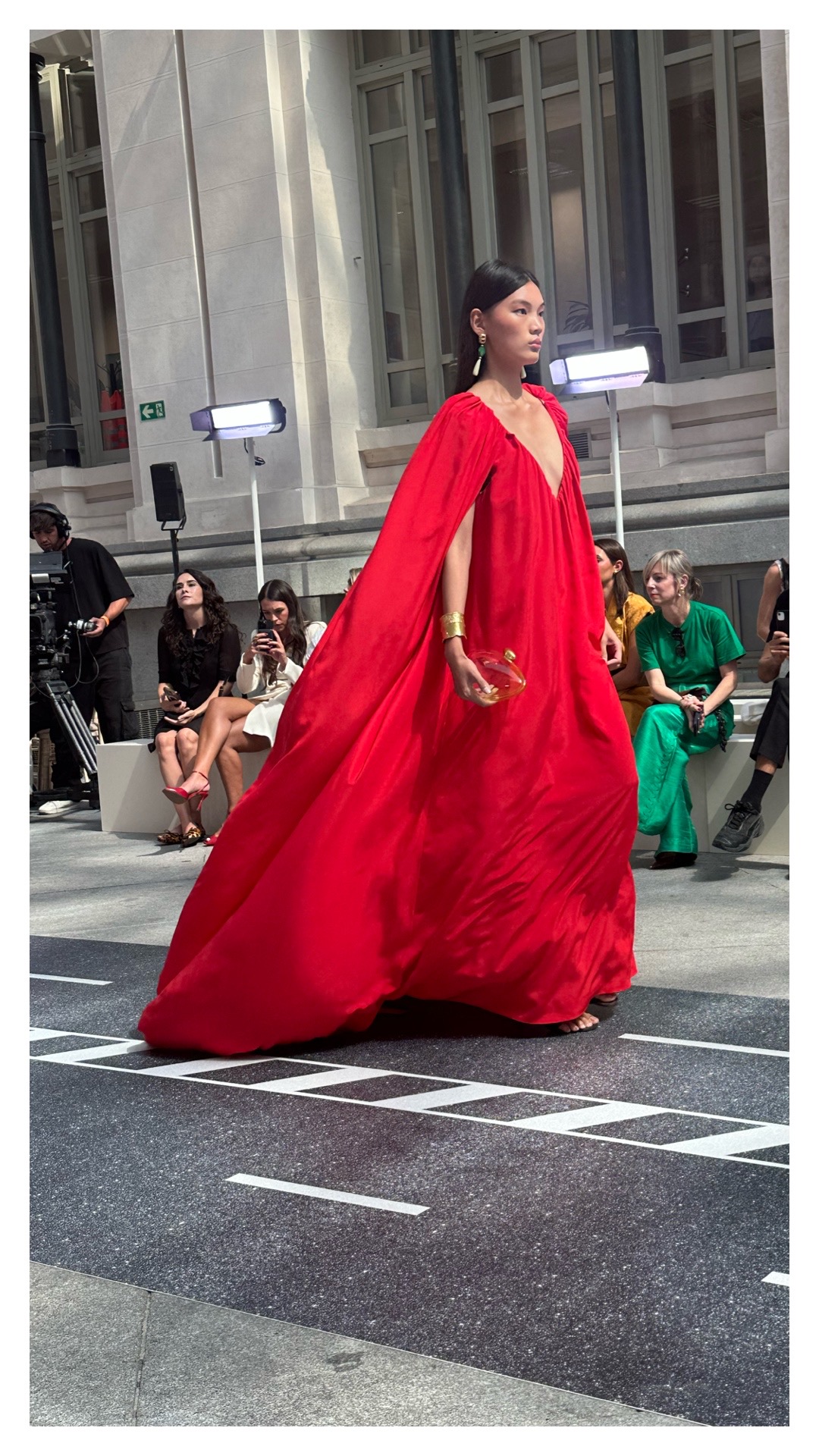 Pedro del Hierro 86